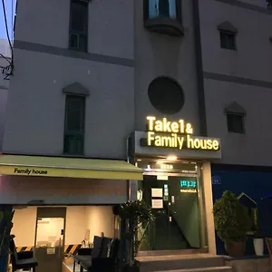 Take 1 Hongdae Hostel Seul